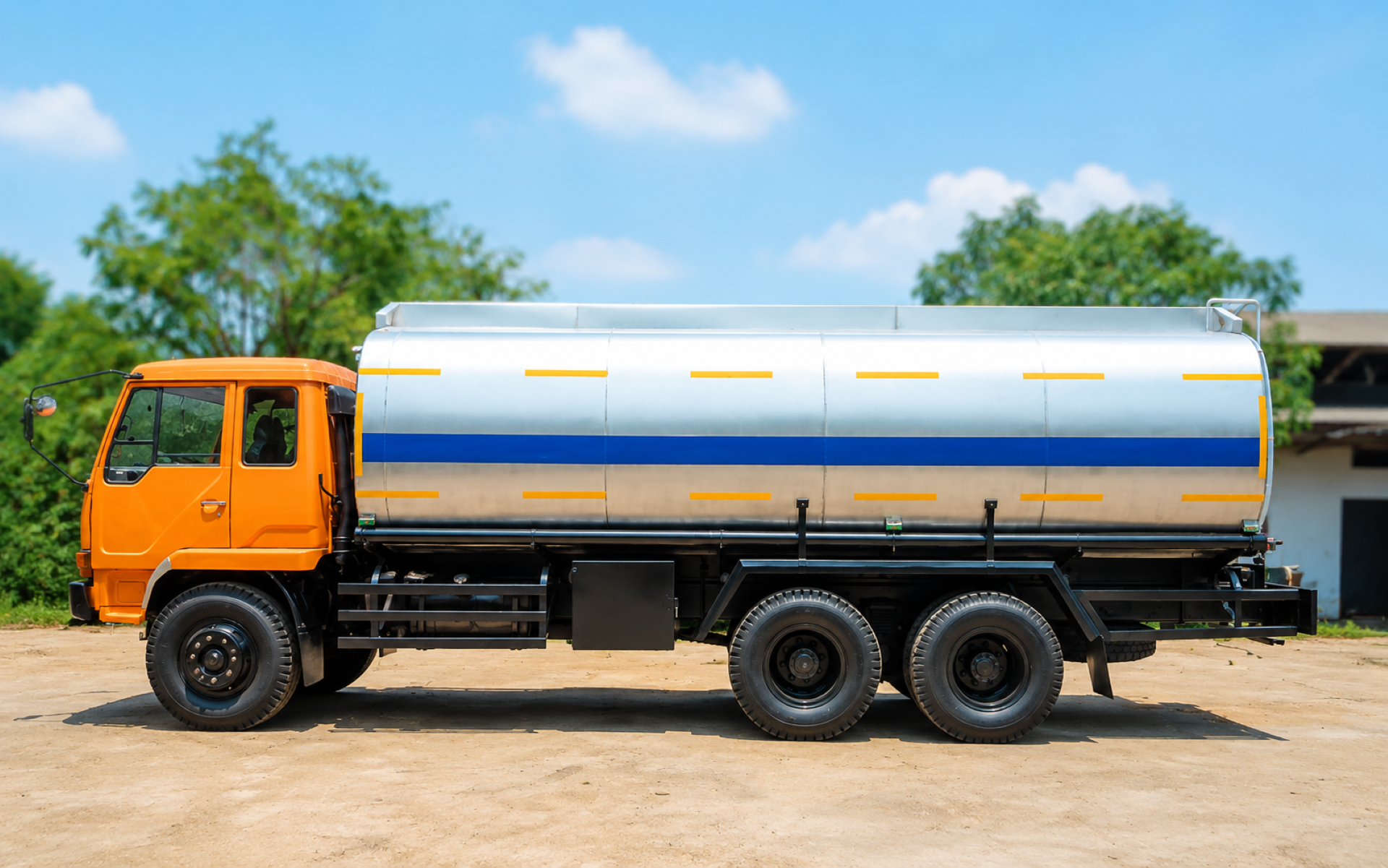Karoseri Truk Tangki Stainless Steel 304 Terbaik